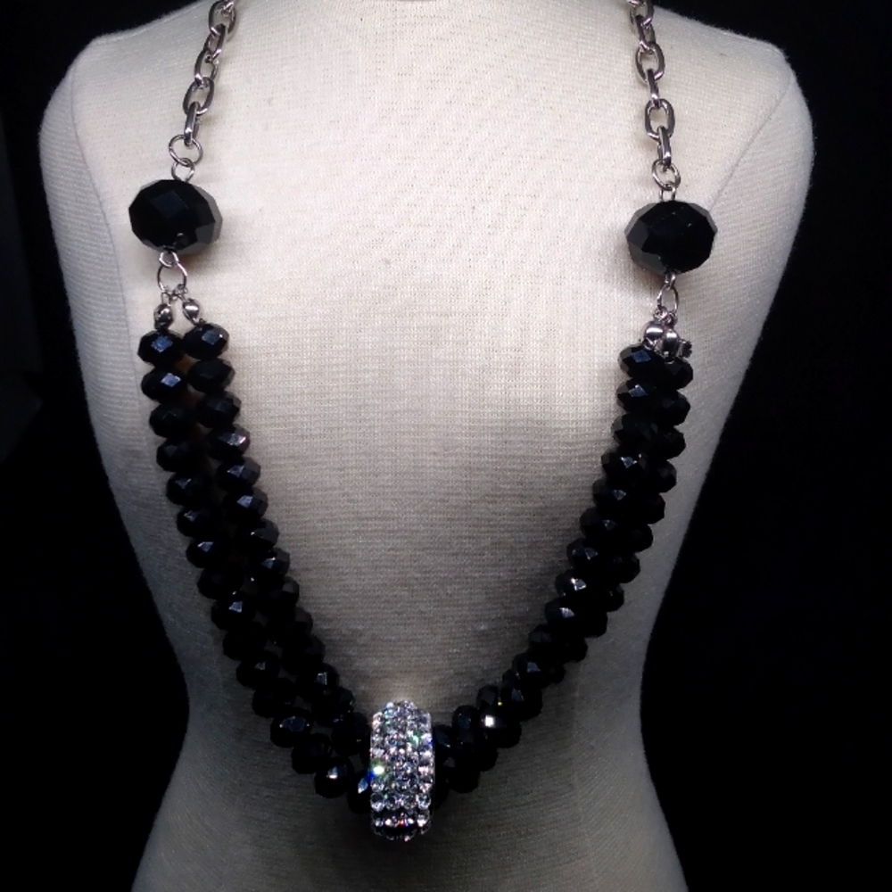 Elegant Black Bead Necklace with Crystal Pendant